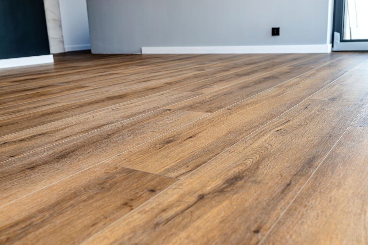 Modern vinyl panels imitating wood in the living room